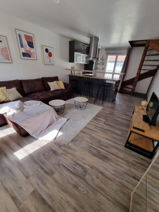 Duplex 40M2 Cocooning Coeur De Ville Avec Parking Neauphle-le-Chateau Экстерьер фото