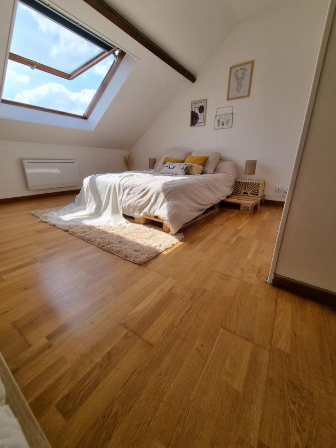 Duplex 40M2 Cocooning Coeur De Ville Avec Parking Neauphle-le-Chateau Экстерьер фото